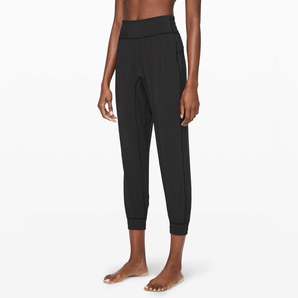Lululemon Sun Setter Cuffed Jogger 28" | Size 8 Black
